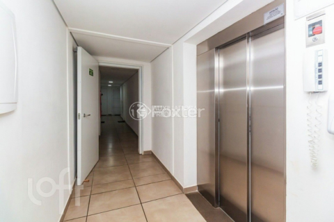 Image 33 - 869507