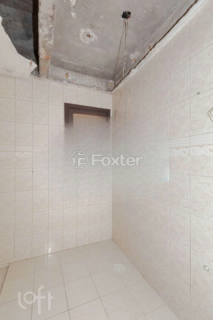 Image 31 - 869528