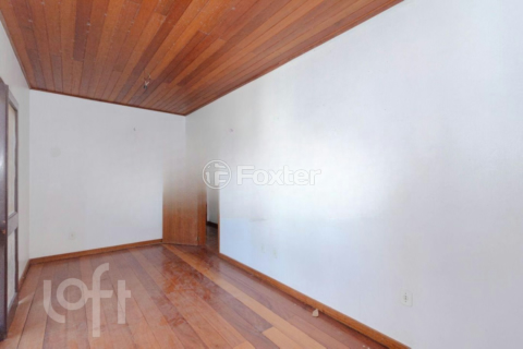 Image 21 - 869528