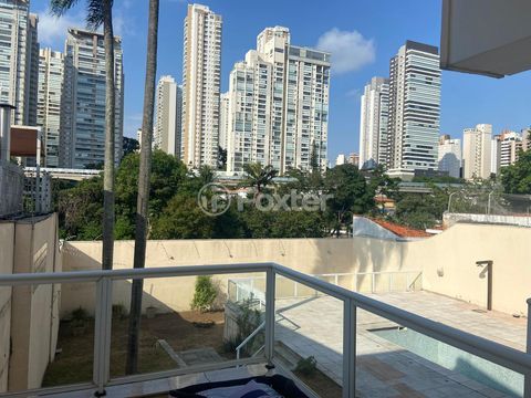 Image 20 - 869682