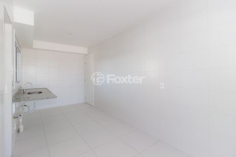 Image 31 - 869852