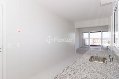 Image 32 - 869852