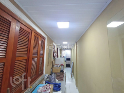 Image 21 - 870005