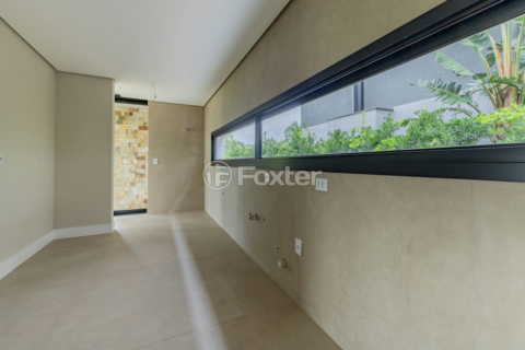 Image 43 - 870243