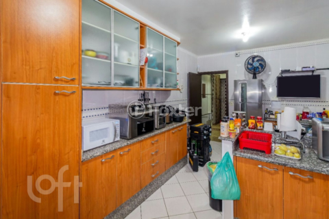 Image 33 - 870435