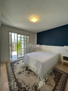 Image 21 - 870676