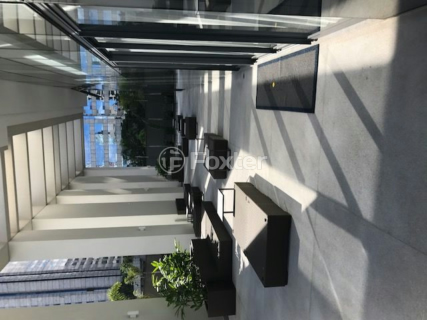 Image 32 - 870971
