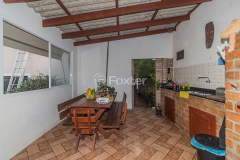 Image 37 - 871812