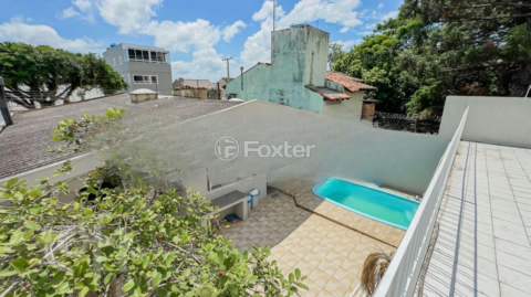 Image 35 - 872055