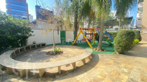 Image 30 - 872441