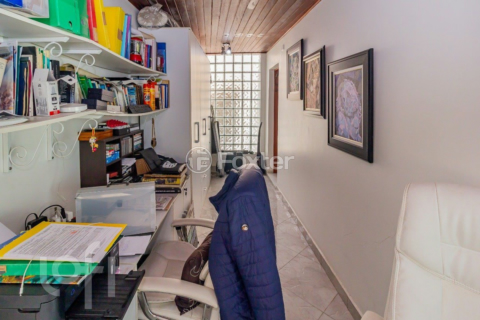 Image 34 - 872715