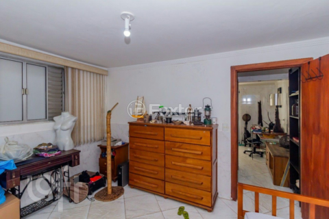Image 37 - 872715