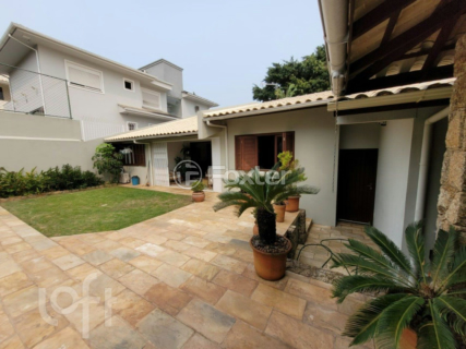 Image 9 - 872723