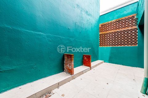 Image 30 - 872888