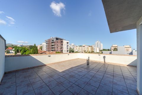 Image 24 - 873541