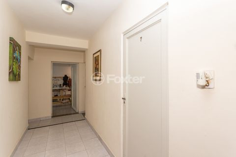 Image 21 - 873671