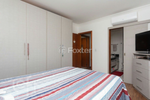 Image 35 - 873967