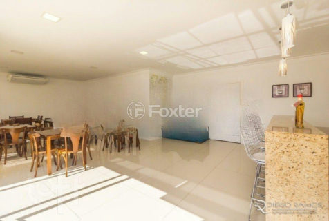 Image 22 - 874329