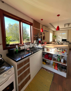Image 22 - 874408