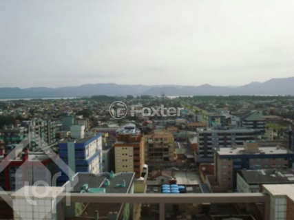 Image 22 - 875198