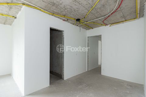 Image 32 - 875371