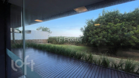 Image 33 - 875570