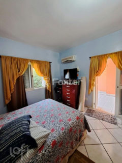Image 4 - 875861