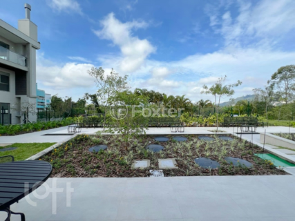 Image 31 - 875863