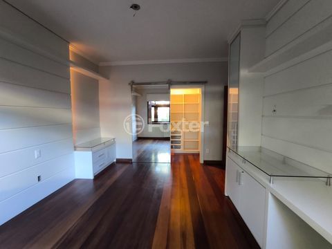 Image 34 - 876174