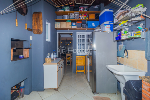 Image 35 - 876258