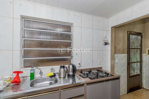 Image 34 - 876404
