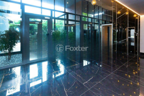 Image 21 - 876486