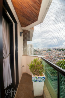 Image 26 - 876566