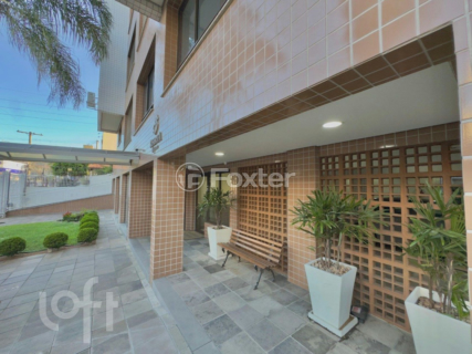 Image 33 - 876629