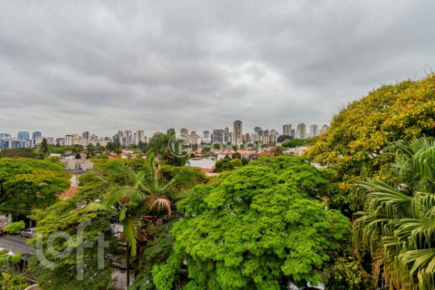 Image 33 - 876694
