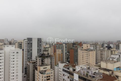 Image 47 - 876772
