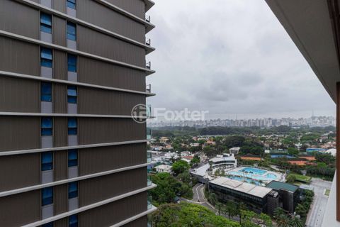 Image 29 - 876928