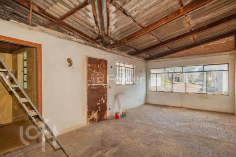 Image 35 - 876952