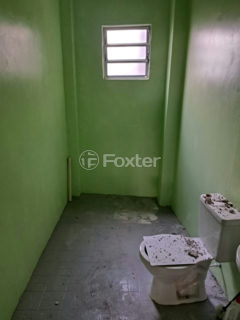 Image 11 - 876956