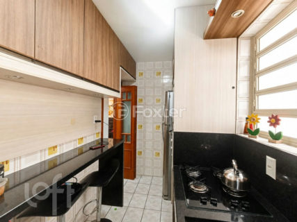 Image 11 - 877618