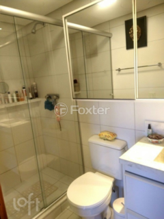 Image 8 - 877779