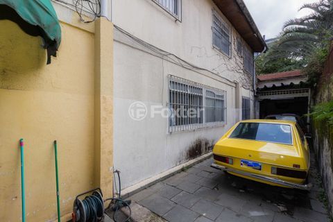 Image 42 - 877843