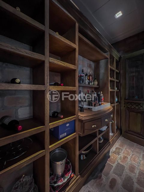 Image 22 - 877844