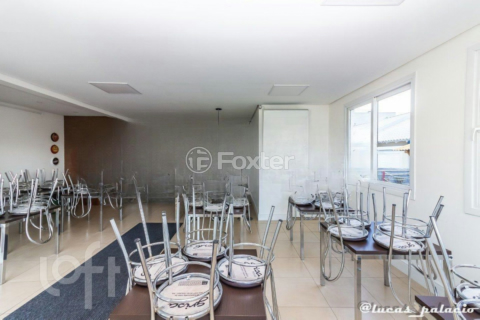 Image 21 - 878158