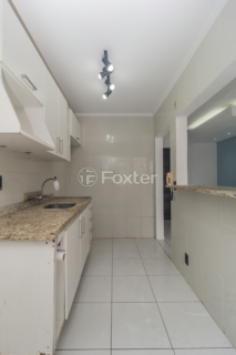 Image 32 - 878165