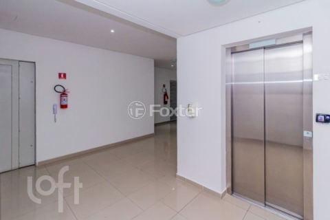 Image 33 - 878439