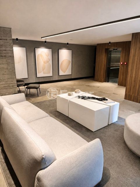 Image 6 - 878865