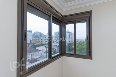 Image 10 - 878911