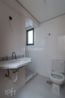 Image 8 - 878911