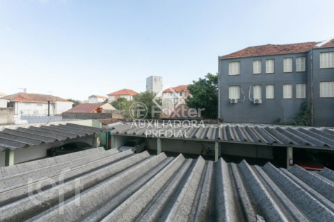 Image 31 - 879012